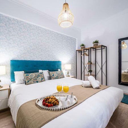 Malaga Urban Center Apartment ภายนอก รูปภาพ
