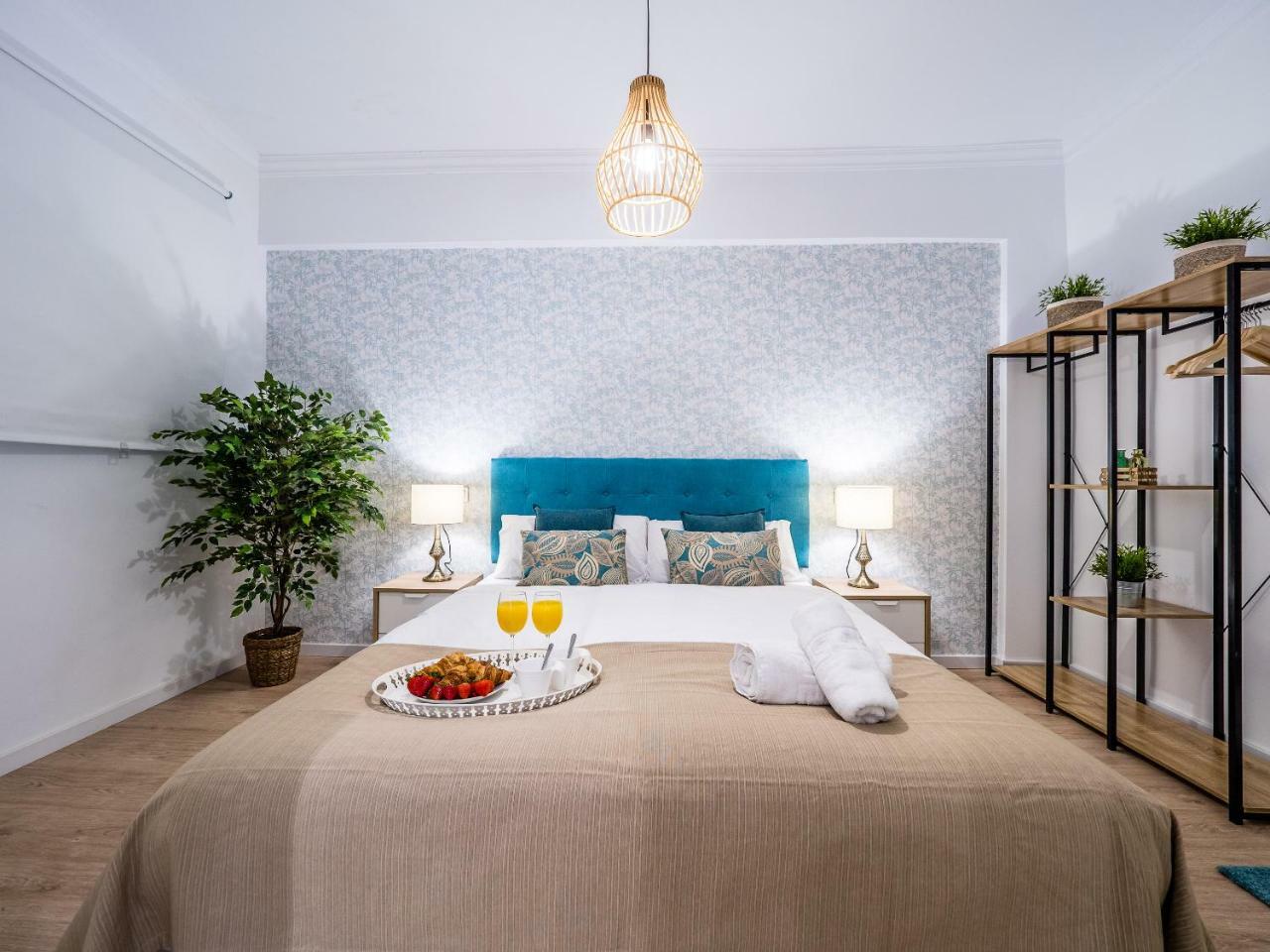 Malaga Urban Center Apartment ภายนอก รูปภาพ